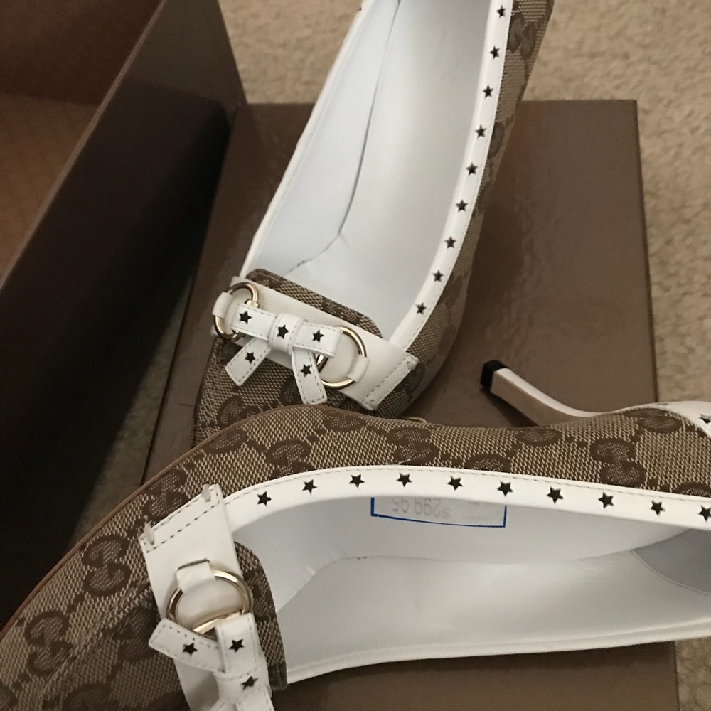 Authentic Gucci heel shoes US 6B